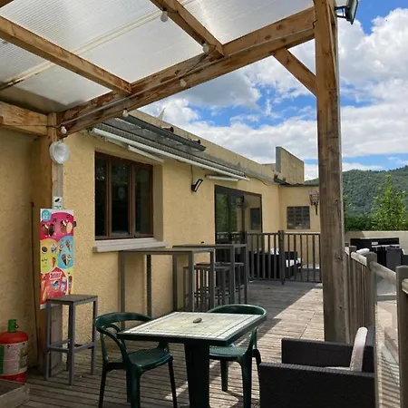 Camping Magikamp Campingplads Vic-sur-Cère