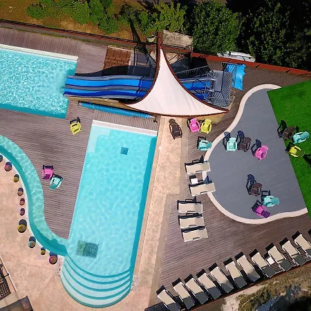 Camping Magikamp 4* Vic-sur-Cère